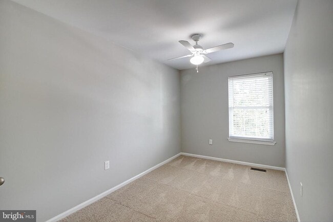 Building Photo - 101 S Oak Cliff Ct