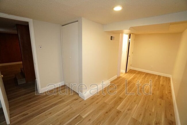Building Photo - 3095 Elm St