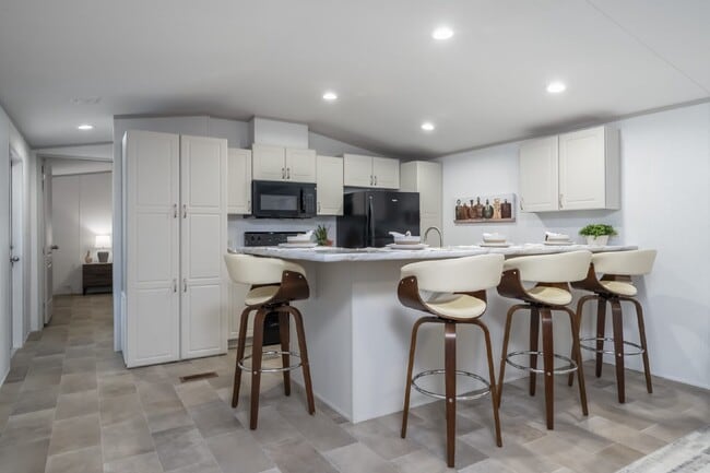 Building Photo - Brand New 3/2 Mobile Home in Kilgore's Newest Community!