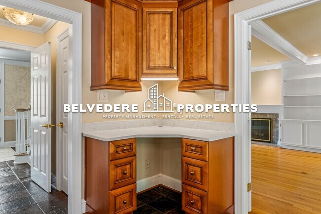 Building Photo - 4 bed in Hamilton Lakes