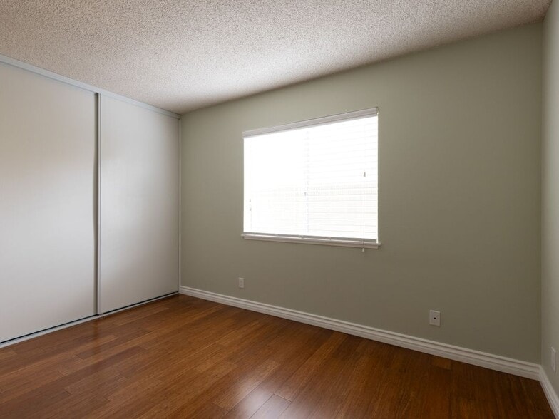 Building Photo - 5322 Harvard Ave