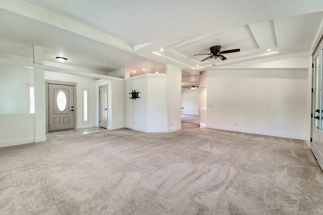 Building Photo - Escape to the Country – Beautiful 3 Bed, 2...