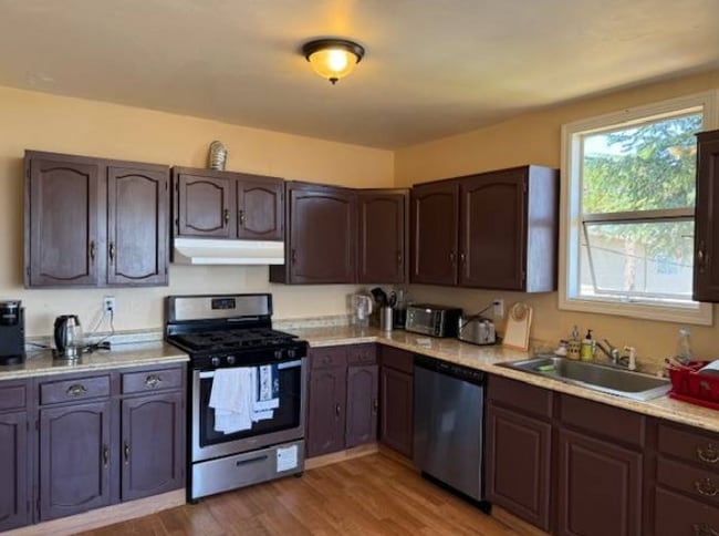 Building Photo - 224 Van Siclen Ave