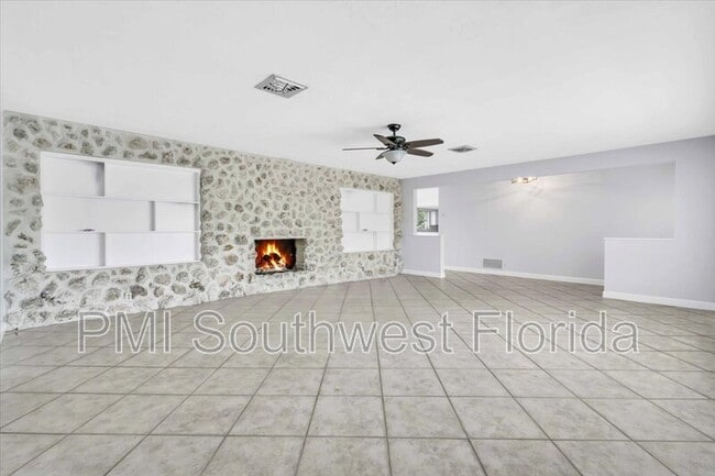 Building Photo - 1405 Cambridge Dr