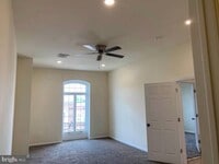 Building Photo - 100 W Merchant St