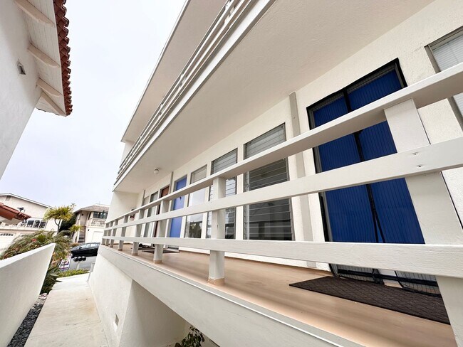 Building Photo - 33802 Castano Dr