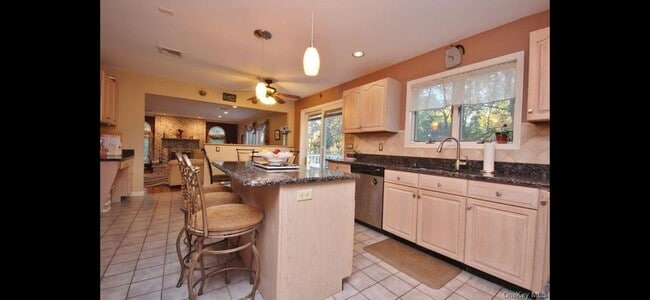 Building Photo - 15 Ryder Ct