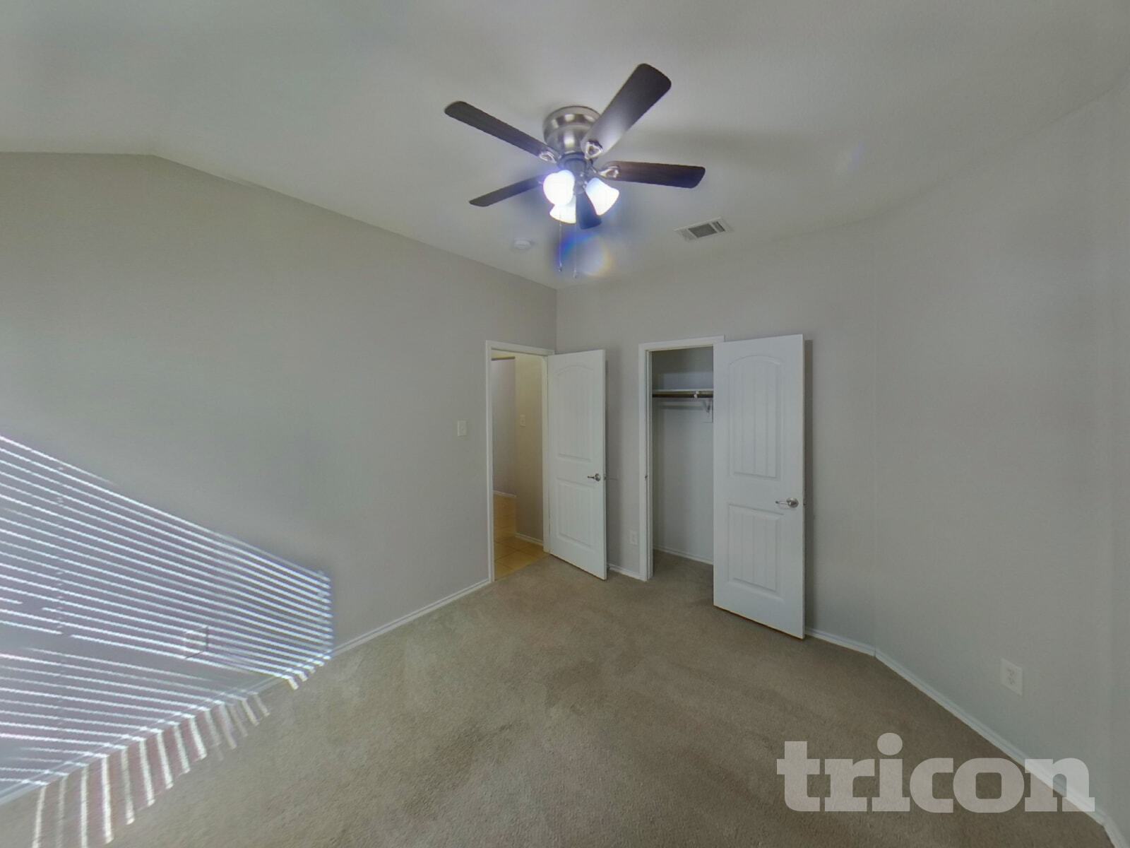 Building Photo - 605 W Grove Cir