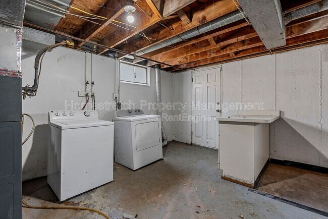 Building Photo - 500 N Elizabeth Ave