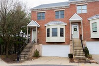 Building Photo - 680 Highpointe Dr