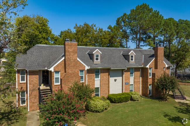 Building Photo - The Gatsby at Midtown Apartment Living