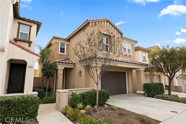 Building Photo - 880 Julie Pl