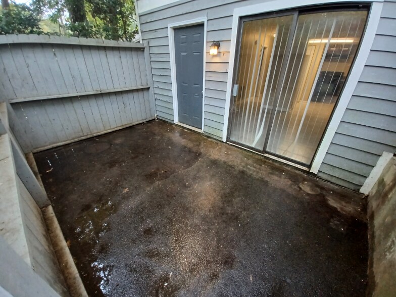 Building Photo - 569 Northridge Crossing Dr