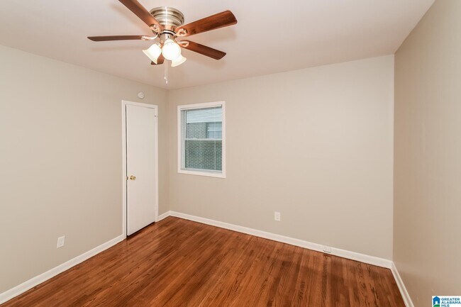 Building Photo - 2421 Etowah St