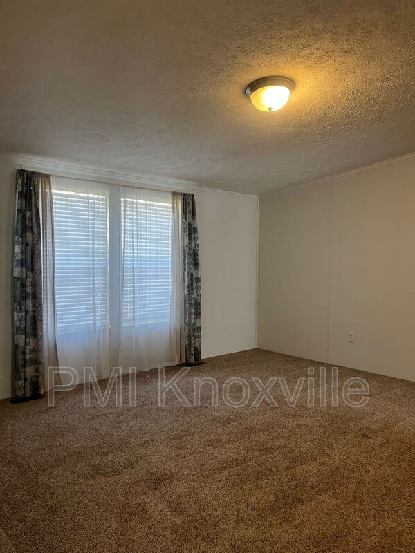 Building Photo - 8821 Trout Rd