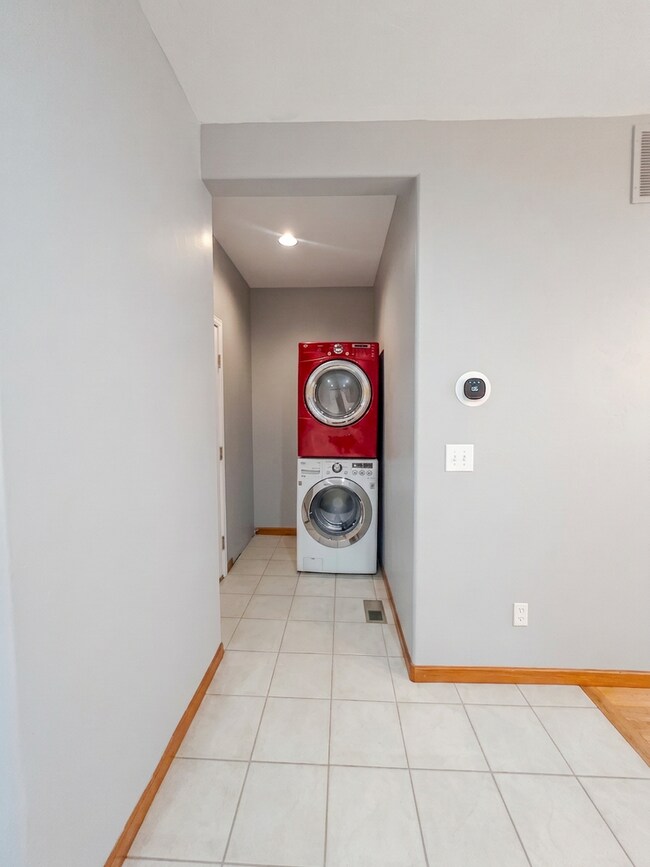 Building Photo - Spacious 4-Bedroom Home Between Frisco & Breckenridge | Attached Garage | Year Lease