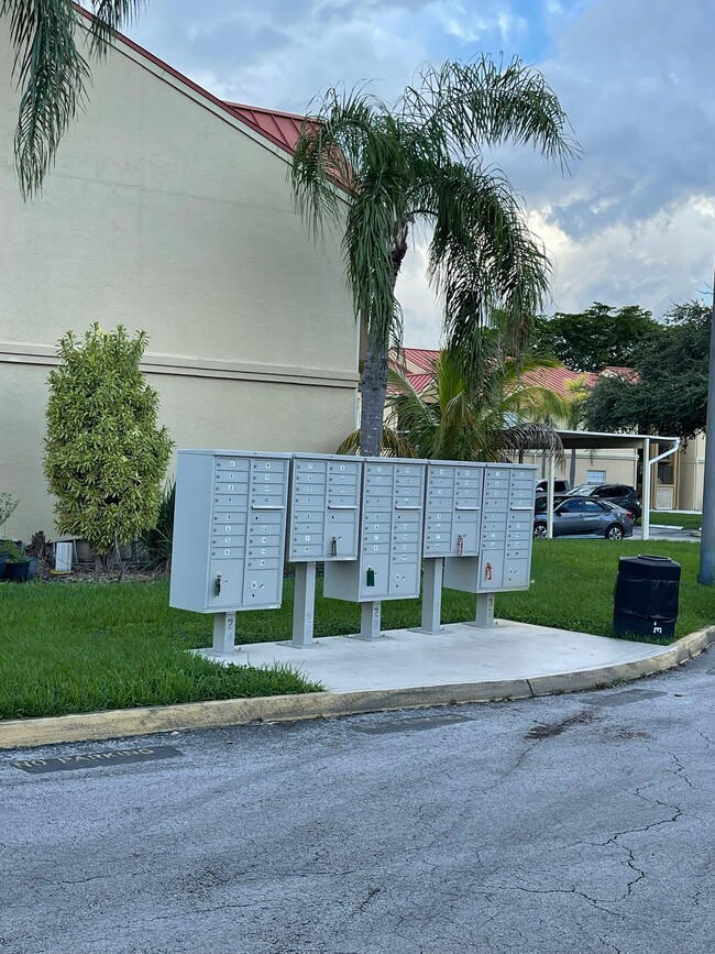 Building Photo - 18344 NW 68th Ave