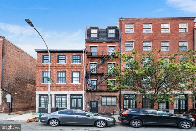 Building Photo - 48 N Front St