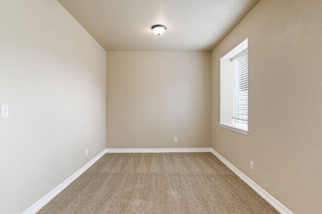 Building Photo - 5005 Galloping Goose Way