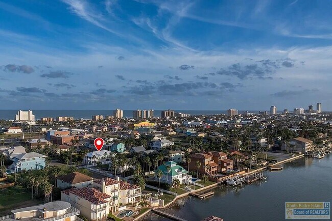 Building Photo - 211A W Mesquite St