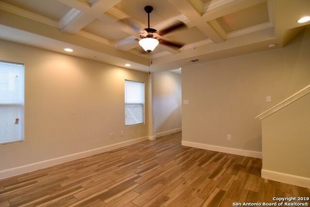 Building Photo - 6419 MELANZANE AVE