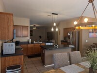 Building Photo - 46057 W Dutchman Dr
