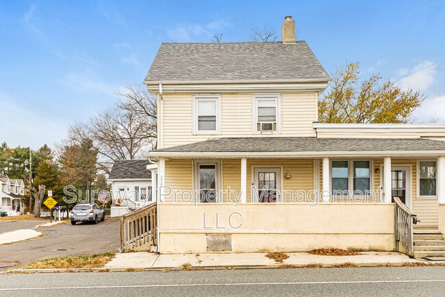 Building Photo - 238 N Main St