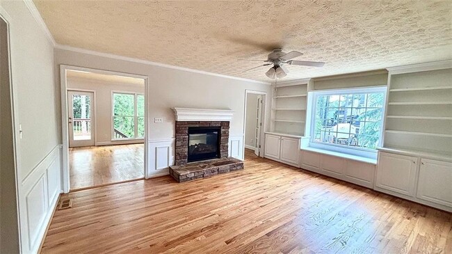 Building Photo - 3230 Moss Creek Dr