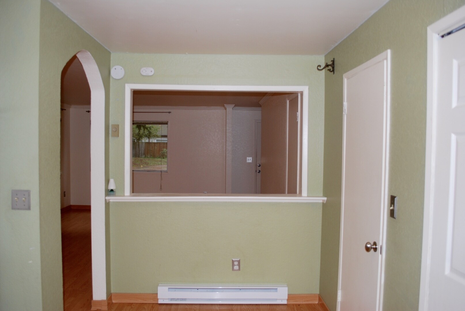 Building Photo - Shoreline Condo