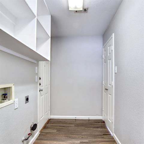 Building Photo - 3117 Cactus Dr