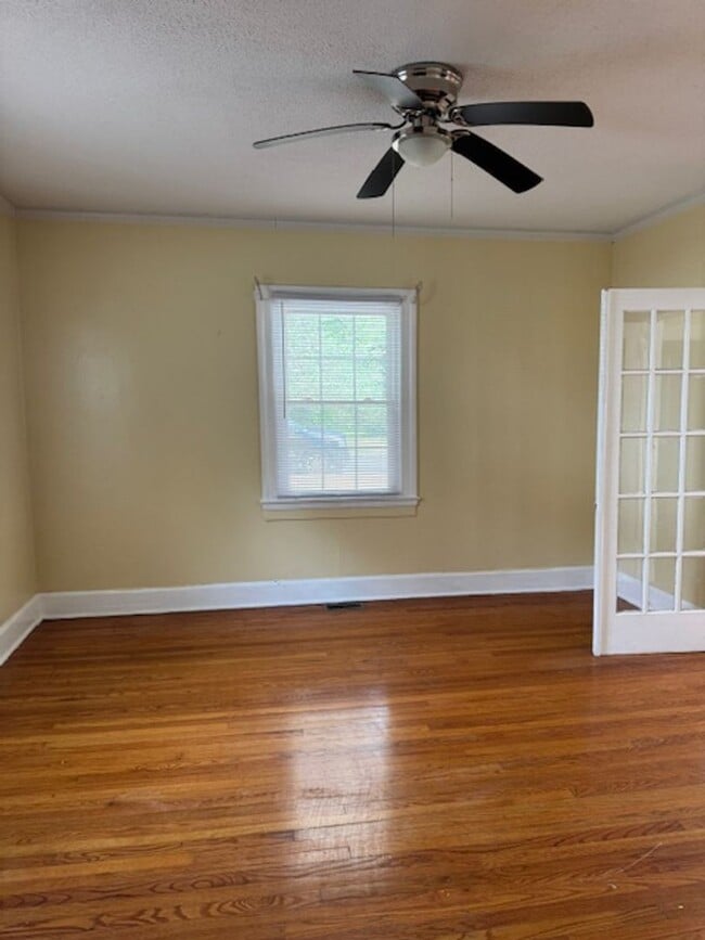 Building Photo - 1308 Holman St