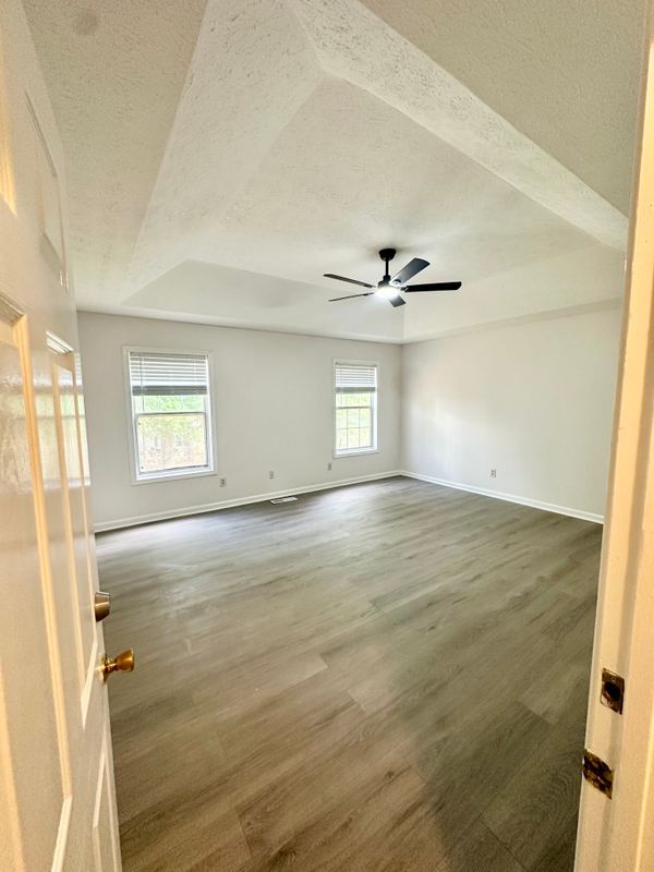 Building Photo - 312 Stillwood Ct