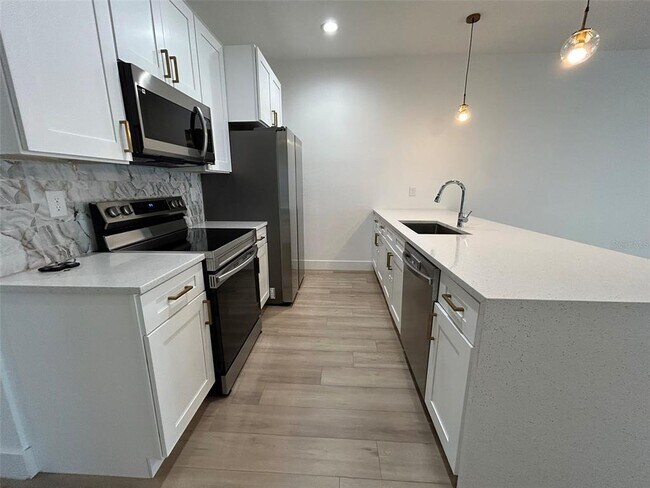 Building Photo - 12602 Buffing Rd