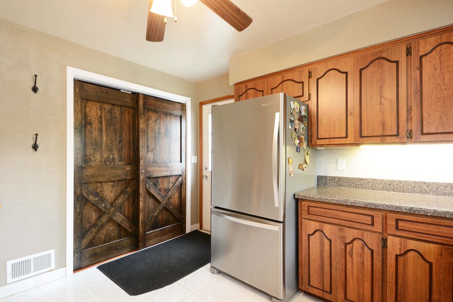 closet and pantry with barn door - 4239 Diamond Dr