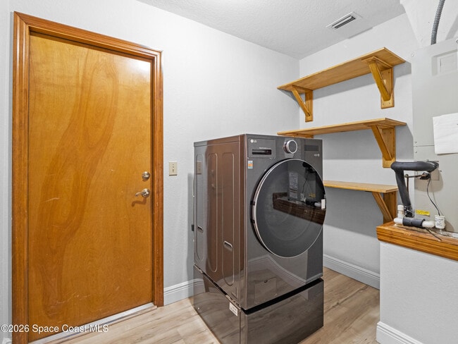 Building Photo - 751 Greenwood Manor Cir