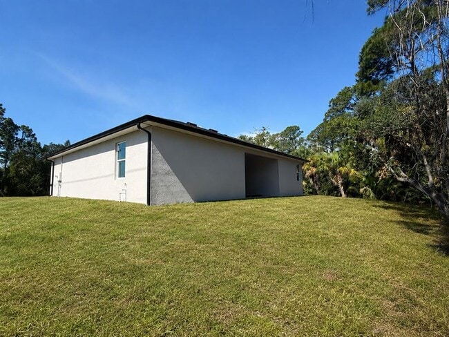 Building Photo - 3964 Las Vegas Ave