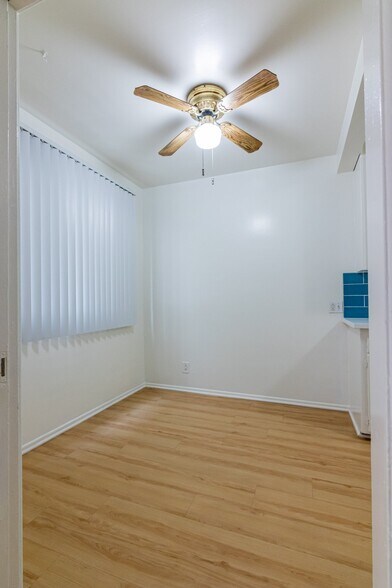 Building Photo - 729 Gayley Ave