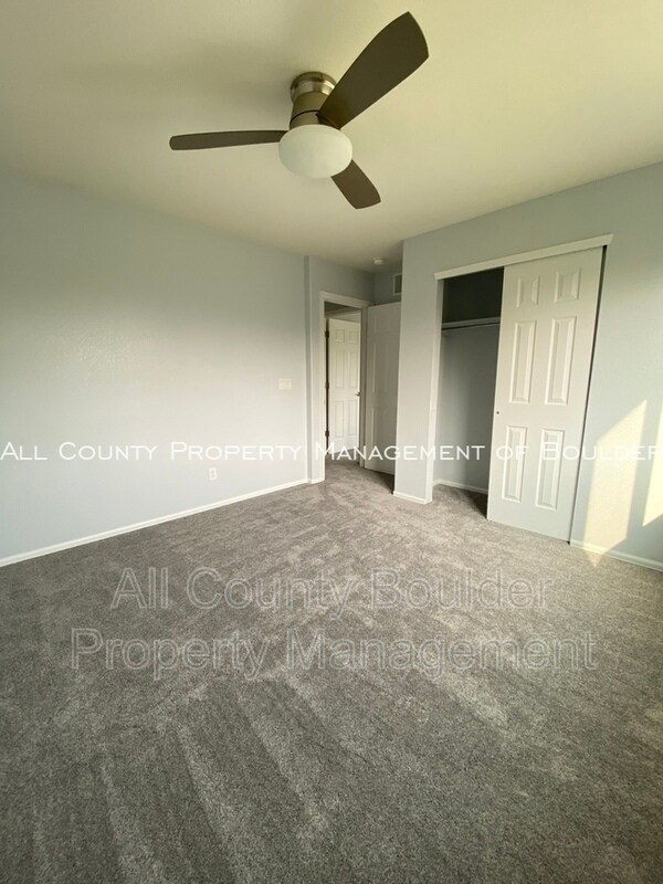 Building Photo - 5729 Pierson Mountain Ave
