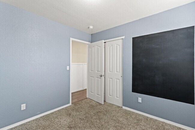 Building Photo - 845 Villa Seca Dr