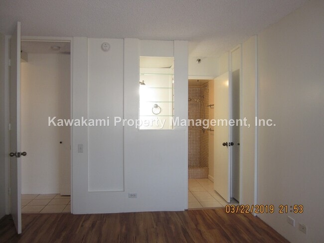 Building Photo - Updated Unit w/Ocean View at Windward Pass...