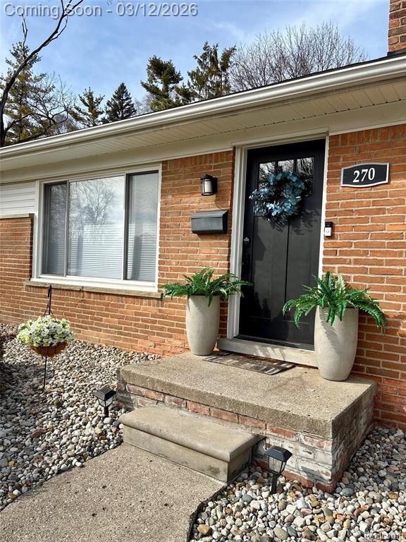 Building Photo - 270 Winry Dr