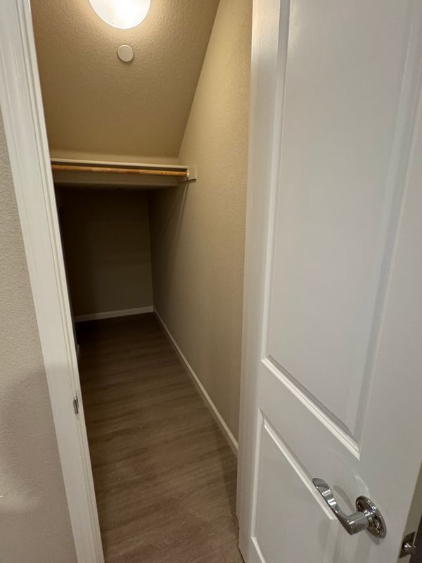 Building Photo - 532 Aspen Pl