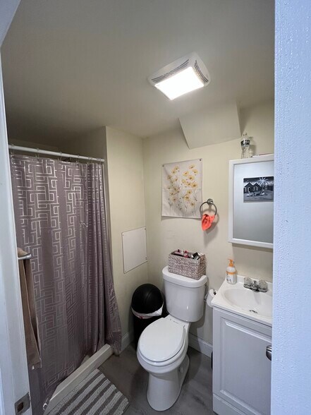 Building Photo - 1529 N 15th St