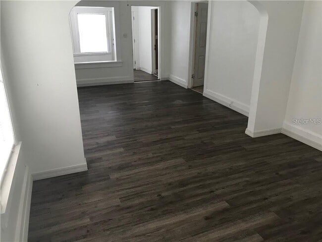 Building Photo - 1933 47th St S