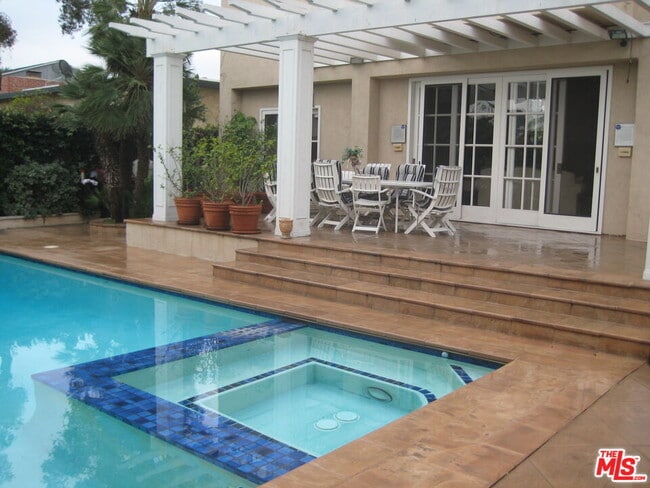 Building Photo - 5867 W 75th St