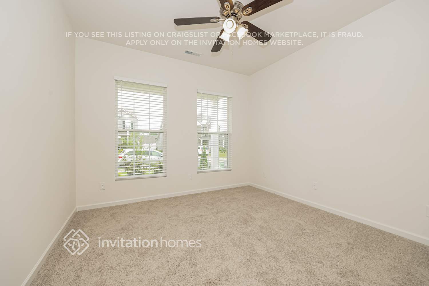 Building Photo - 3800 Lantern Ln