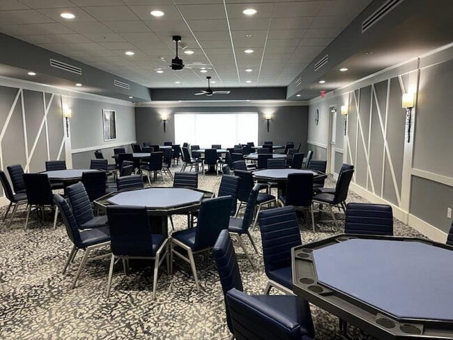 Building Photo - 14111 Royal Vista Dr