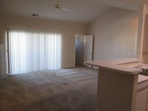 Building Photo - Hillsborough Pointe