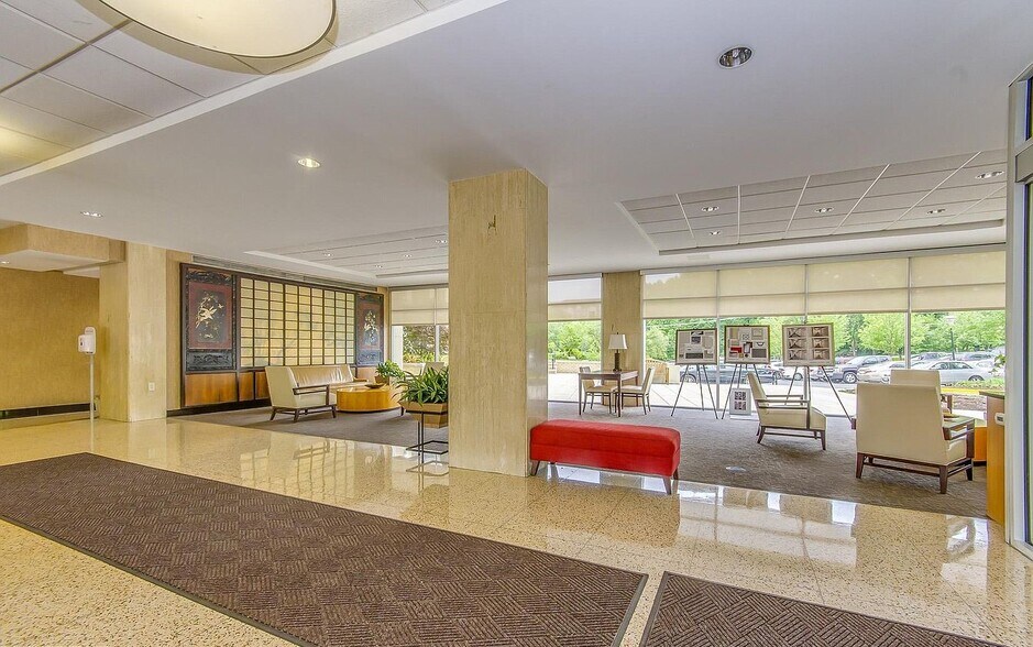 Building Photo - 10500 Rockville Pike