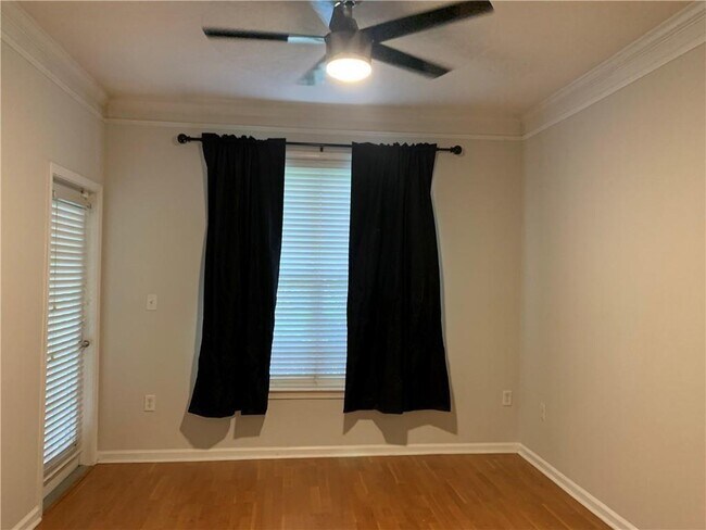 Building Photo - 1120 Westchester Ridge NE